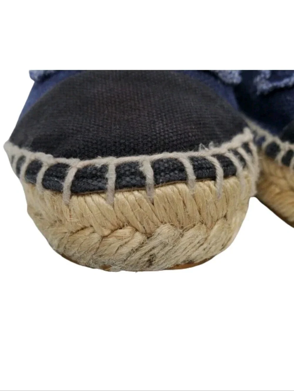 Chanel Blue Denim Interlocking CC Cap Toe Espadrilles